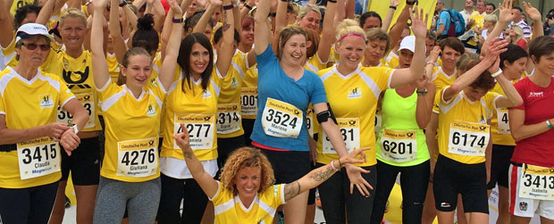 Frauen beim Deutsche Post Ladies Run an der Startlinie. Foto: MMP